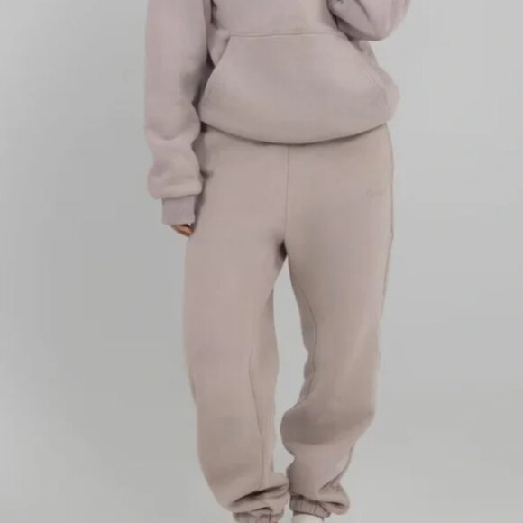Comfrt Pants - COMFRT Signature Sweatpants Womens Small Bark Brown Khaki Lounge Relaxed NEW